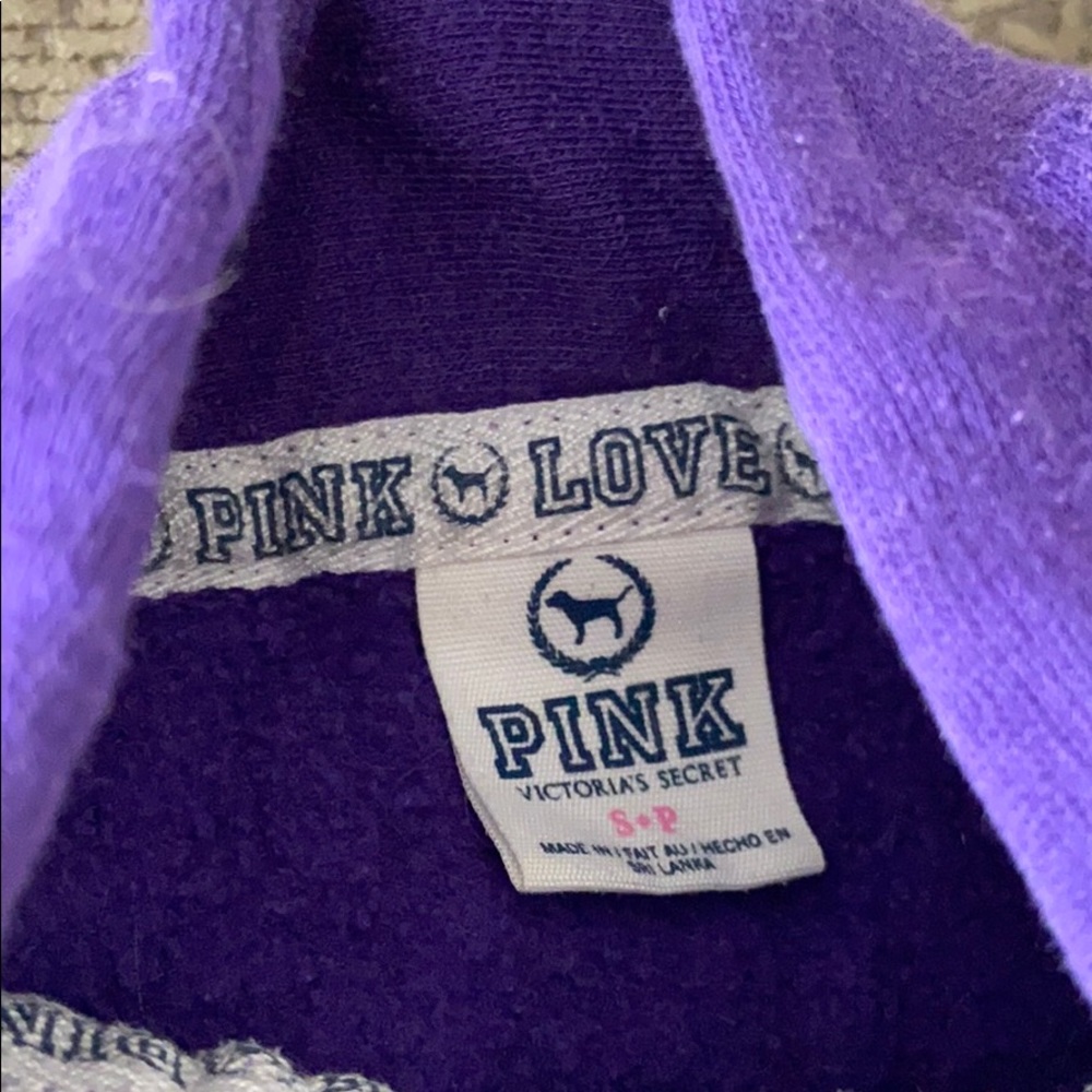 Sweater - Picture 2 of 2